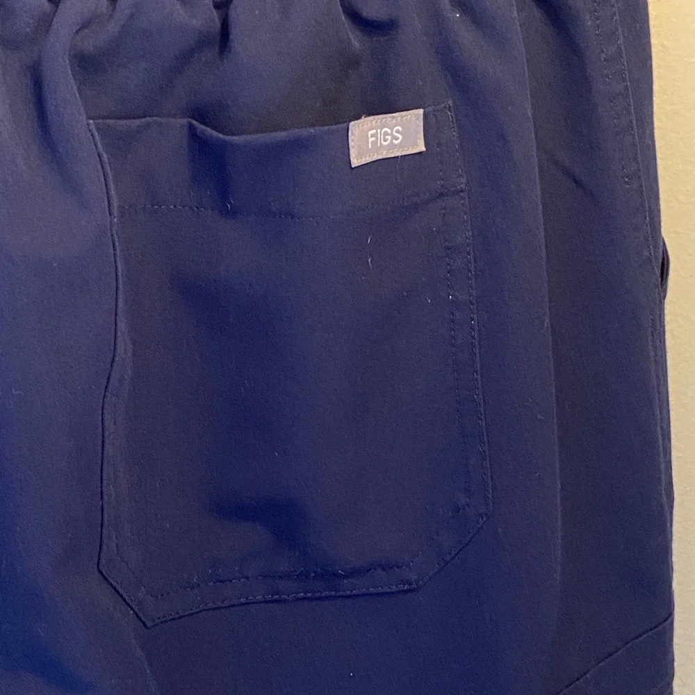 FIGS small Blue CARGO Pants - Picture 5 of 8
